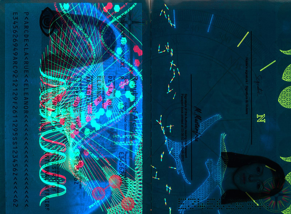 Scanare-UV-securizare-fluorescenta-documente